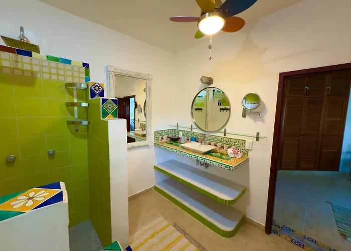 Urbaneden 'another Day In Paradise' * Playa del Carmen