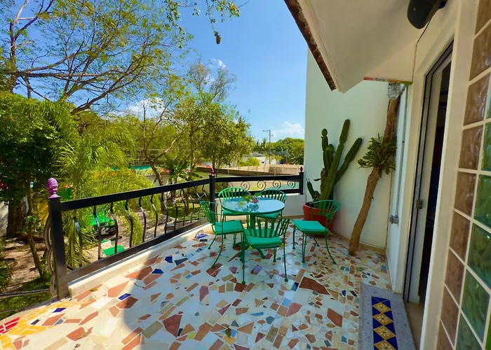 Urbaneden 'another Day In Paradise' Playa del Carmen