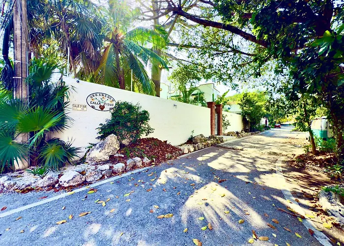 Villa Urbaneden 'another Day In Paradise'